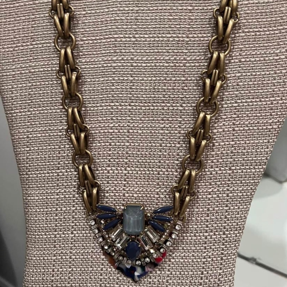 Stella & Dot Esmerelda Statement necklace